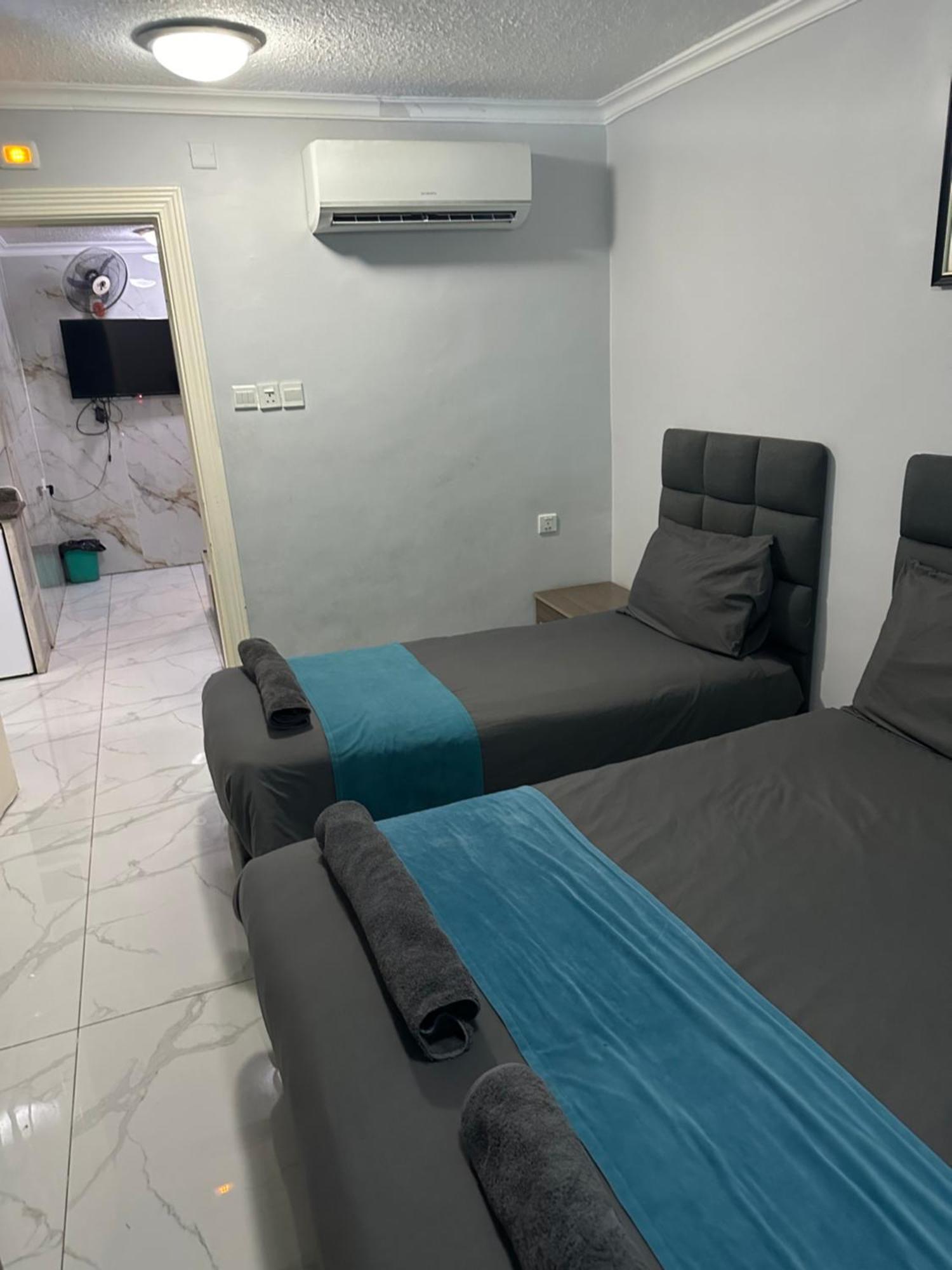 Arwahotel Apartments اروى للشقق الفندقية Акаба Екстер'єр фото